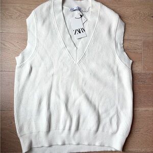 Zara Cream Ribbed V-Neck Top